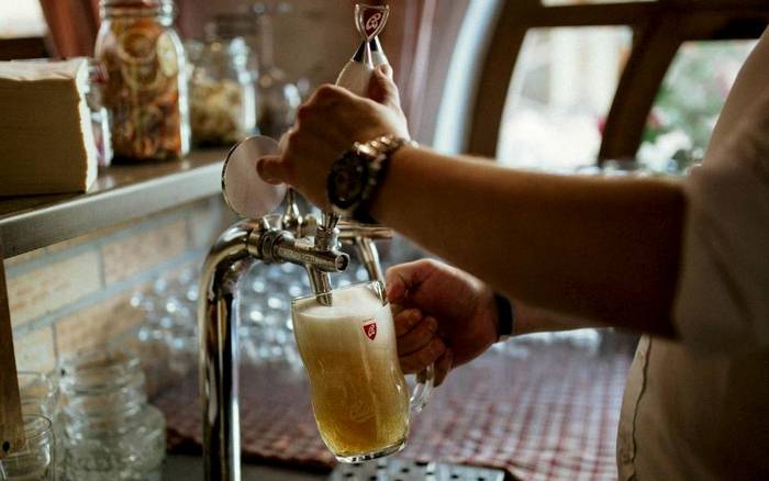 Bar