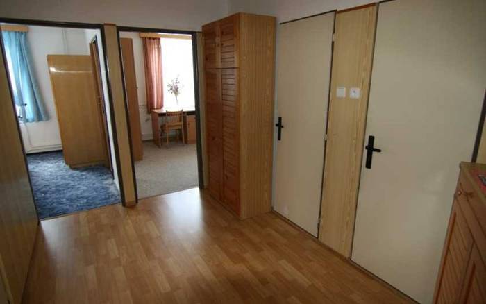 Apartmán s 2 ložnicemi v přízemí