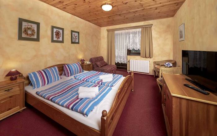 Rodinný pokoj 2x2 s balkonem - Hotel Martin