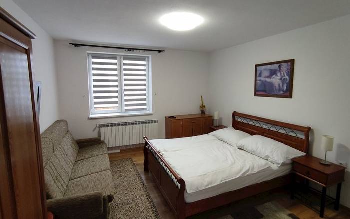 Dvojlôžkový apartmán s prístelkou