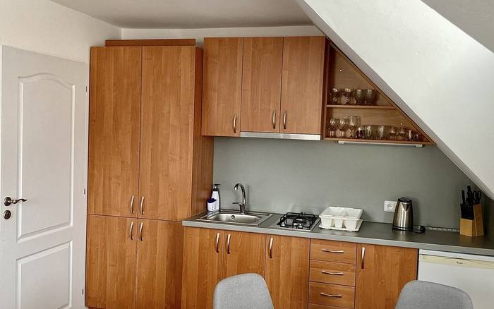 4-lôžkový apartmán - kuchynský kút