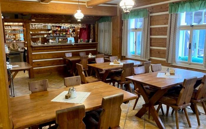 Restaurace