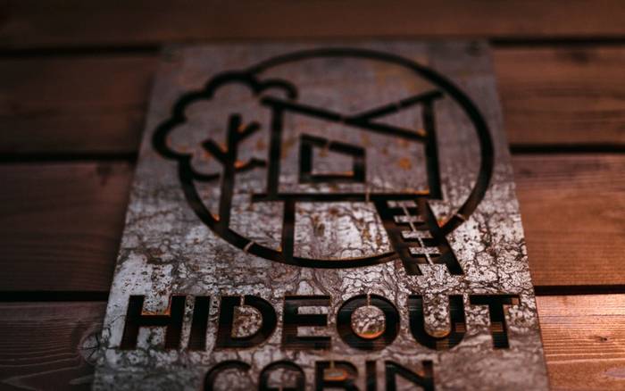 Хатина Hideout