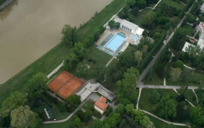 Swimming Pool Eva Piestany