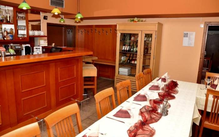 Restaurace
