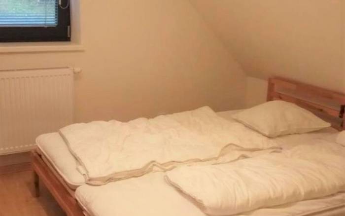 Dvojlôžková izba s manželskou posteľou