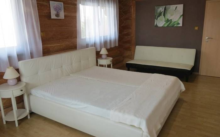 Dvojlôžková izba s prístelkou