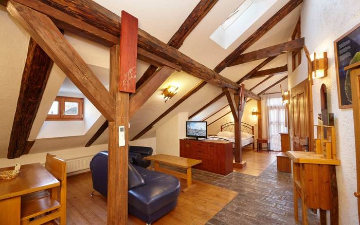 Podkrovní apartmán č. 7