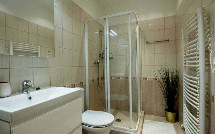 Dvoulůžkový apartmán se dvěma přistýlkami (Rezidence)