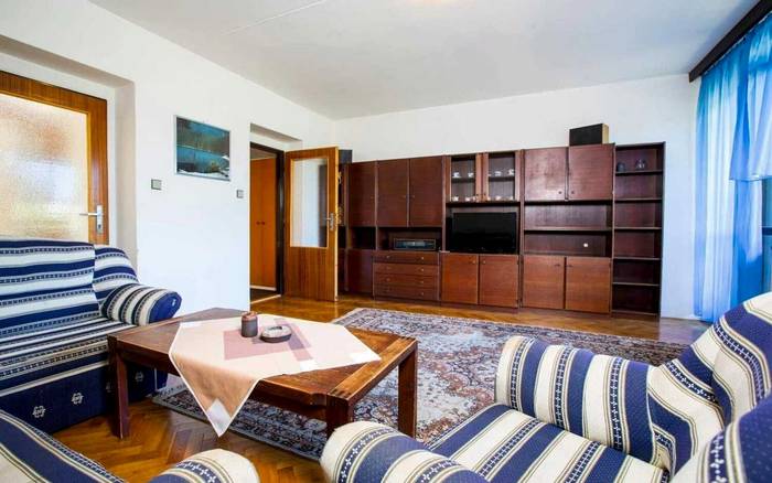 Apartmán s balkonem