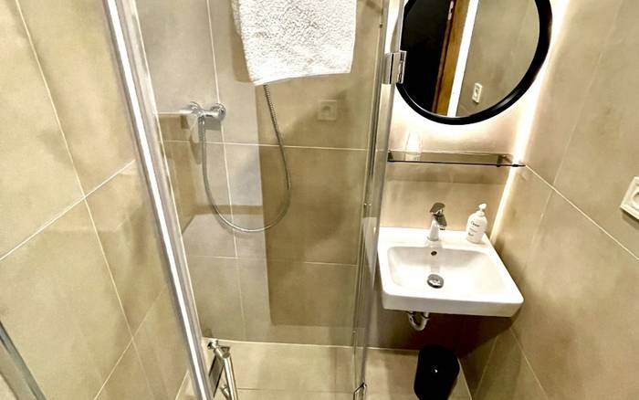 Villa Pinus trojlôžková izba SUPERIOR bez balkóna
