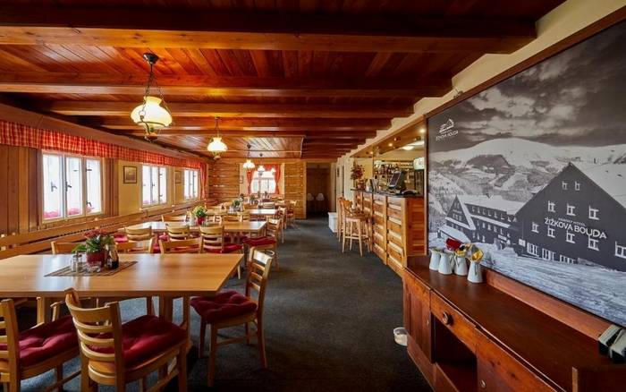 Restaurace
