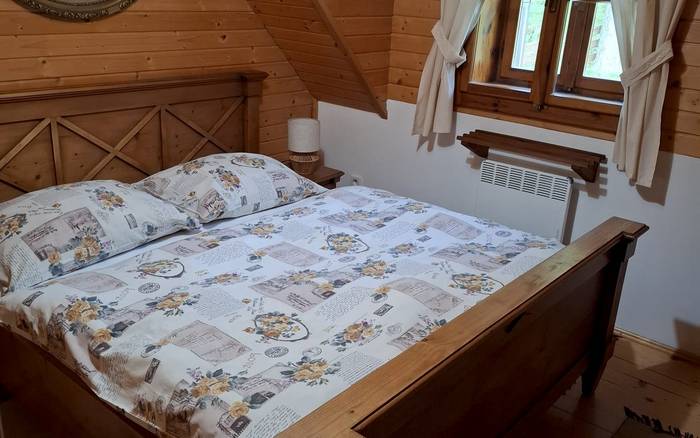 2 lôžková izba s možnosťou prístelky v menšom apartmáne