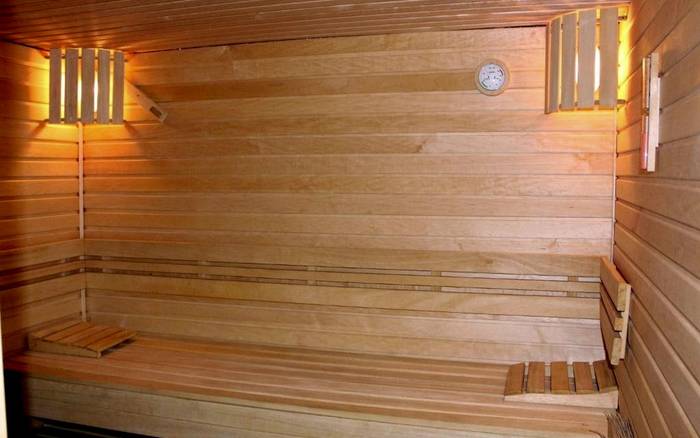 SAUNA