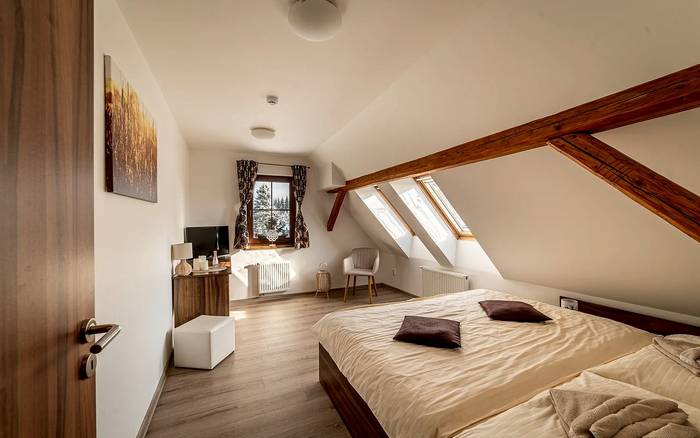 ROOM 2L+2