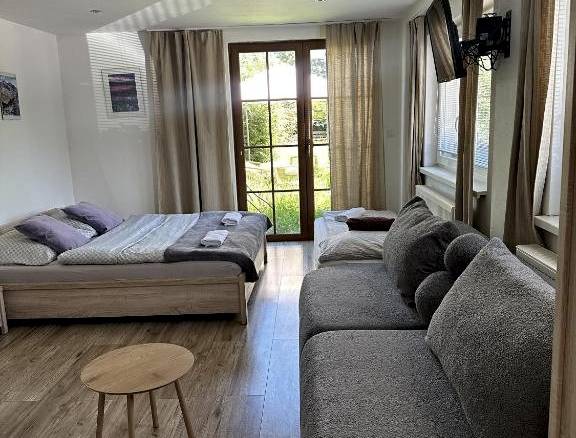 Jednospálňový apartmán s výhľadom do záhrady