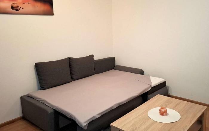 Rozkladací gauč pre 2 osoby