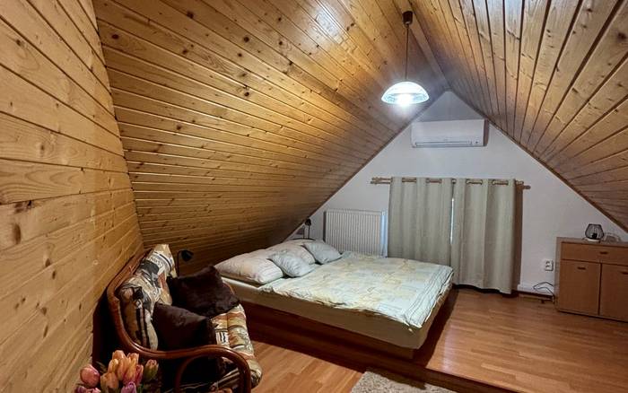 Podkrovná izba s klimatizáciou