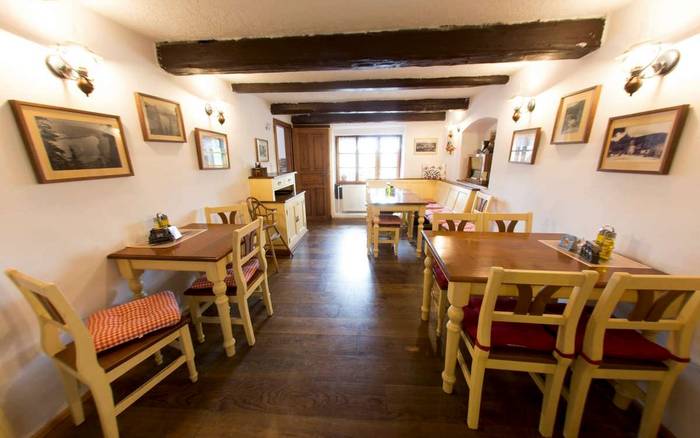 Restaurace