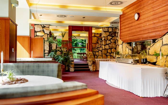 Restaurace