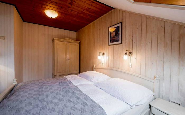 Třílůžkové apartmá 6