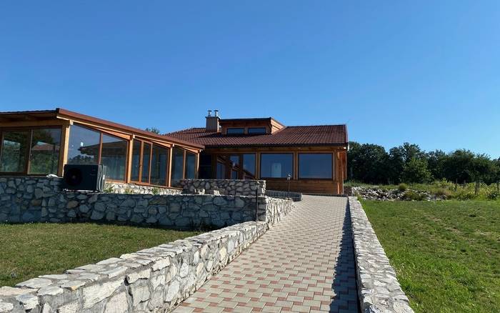 Exteriér