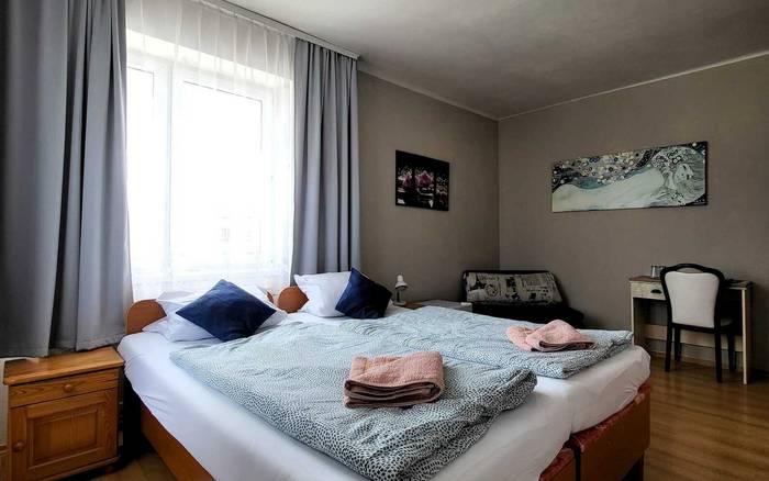 Trojlôžková izba