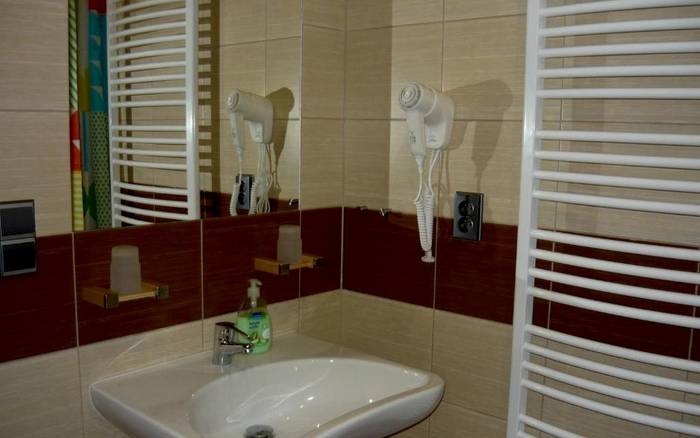 Koupelna - Apartmán s výhledem do zahrady