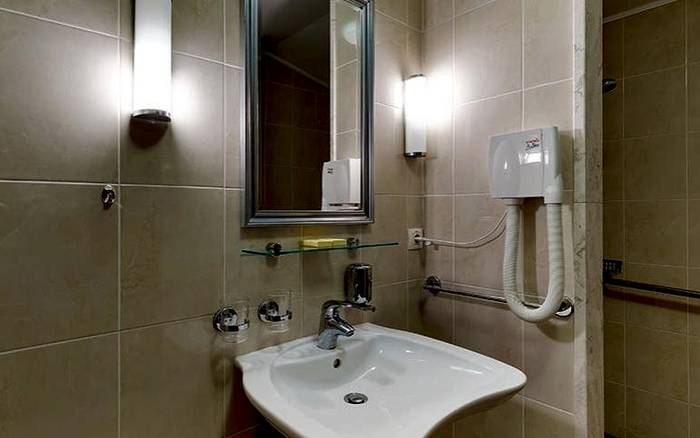 Izba pre imobilných hostí