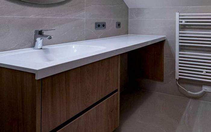 Apartmán se 2 ložnicemi, balkonem