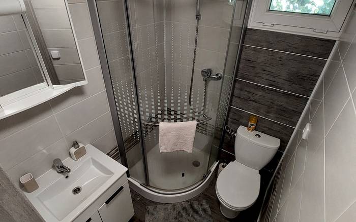 Menší chata