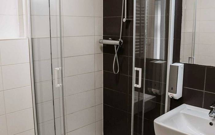 Dvoulůžkový pokoj s oddělenými postelemi