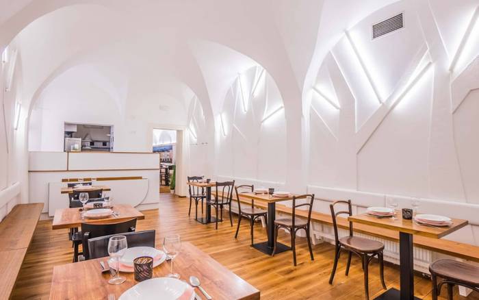 Restaurace