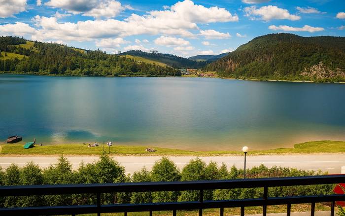 Hotel Priehrada - výhľad z balkóna