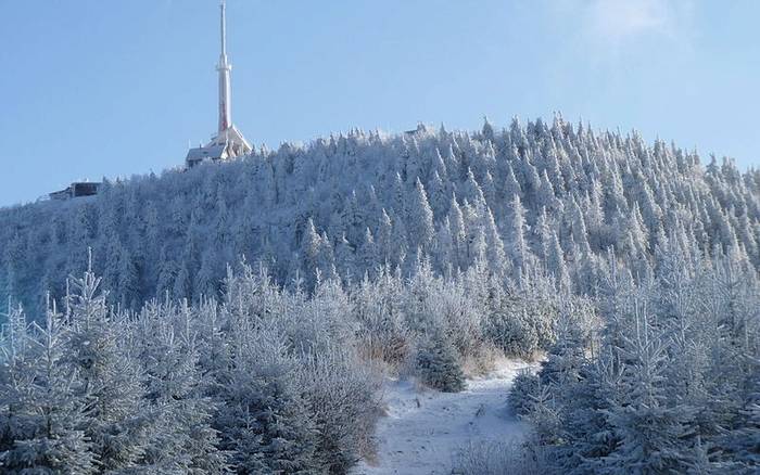 Zalyžujte si na nejvyšší hoře Moravskoslezských Beskyd ve Ski Lysá hora