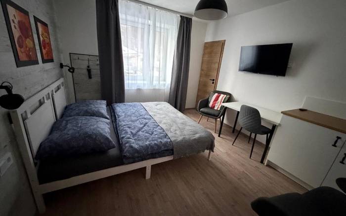 Dvojlôžková izba s výhľadom do záhrady