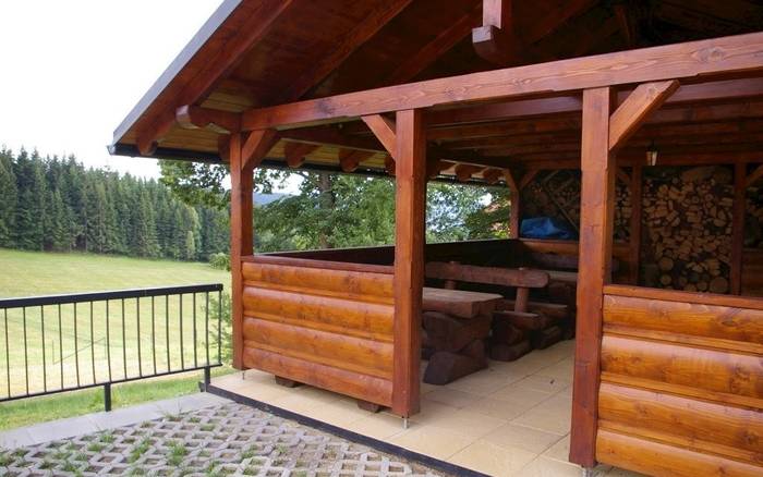 Drevenička u Fujakov