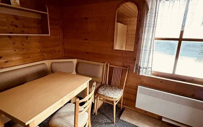 Osmilůžková chata