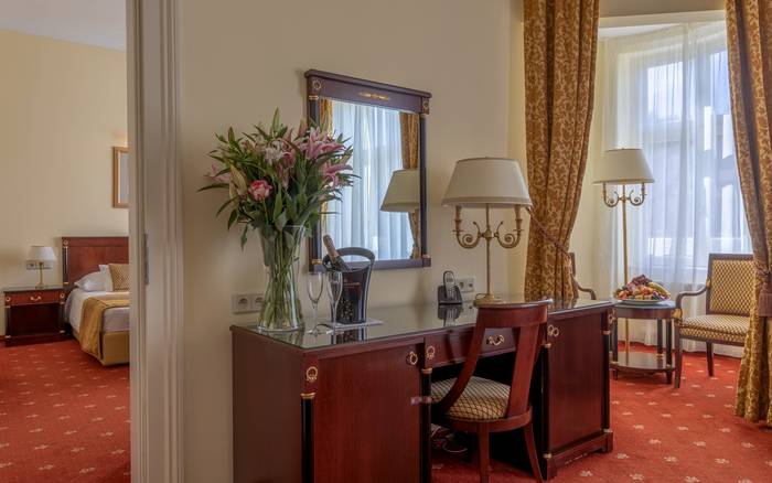 Savoy Westend Hotel 5* Medical Spa Resort