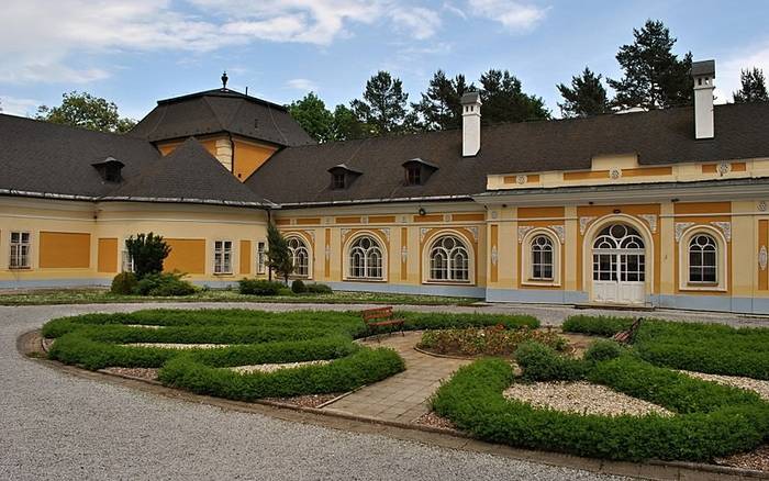 Výlet za poznaním: Vedeli ste o existencii týchto kaštieľov na Slovensku?