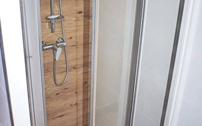 Apartmán s 2 spálňami a výhľadom na vodu