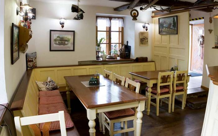 Restaurace