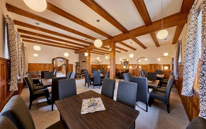 Restaurace